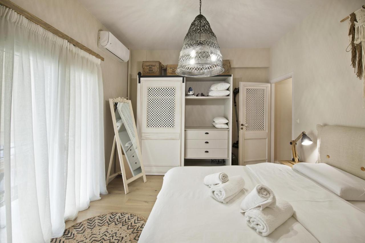 Stylish Apartment At Pagrati Athen Exterior foto