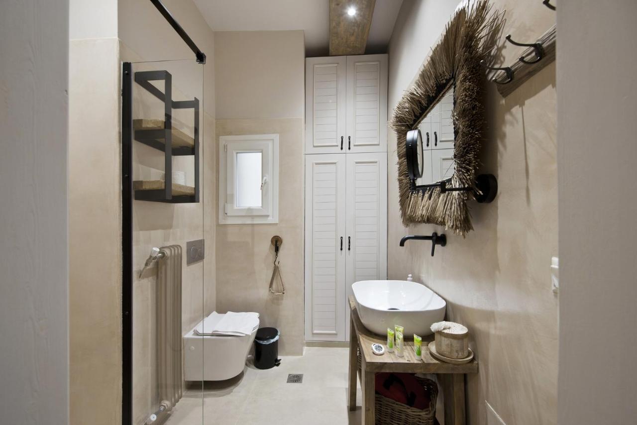 Stylish Apartment At Pagrati Athen Exterior foto